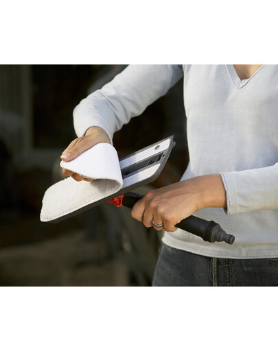 GARDENA Cleansystem Glasreinigungstuch, das an der Waschmaschine befestigt wird